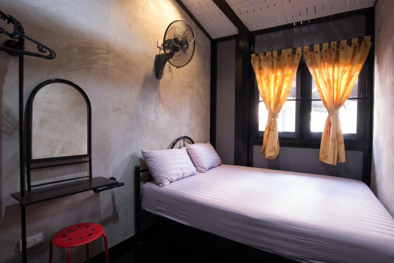 Sawatdee Guesthouse The Original Bangkok Kültér fotó